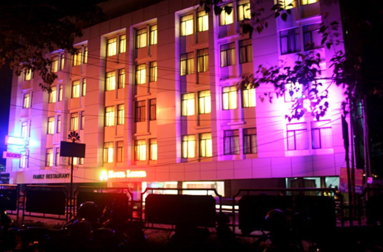 Hotel Luciya Коччи Экстерьер фото