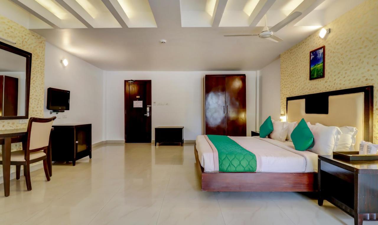 Hotel Luciya Коччи Экстерьер фото
