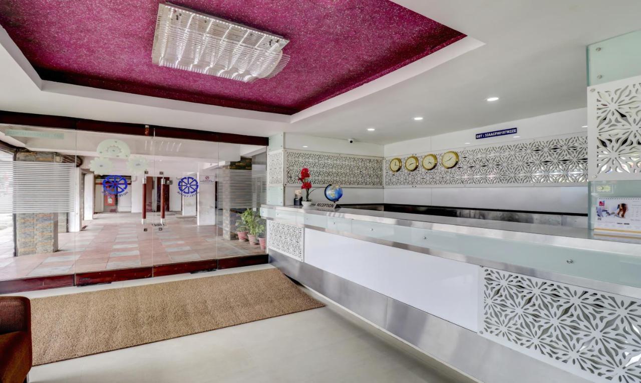 Hotel Luciya Коччи Экстерьер фото