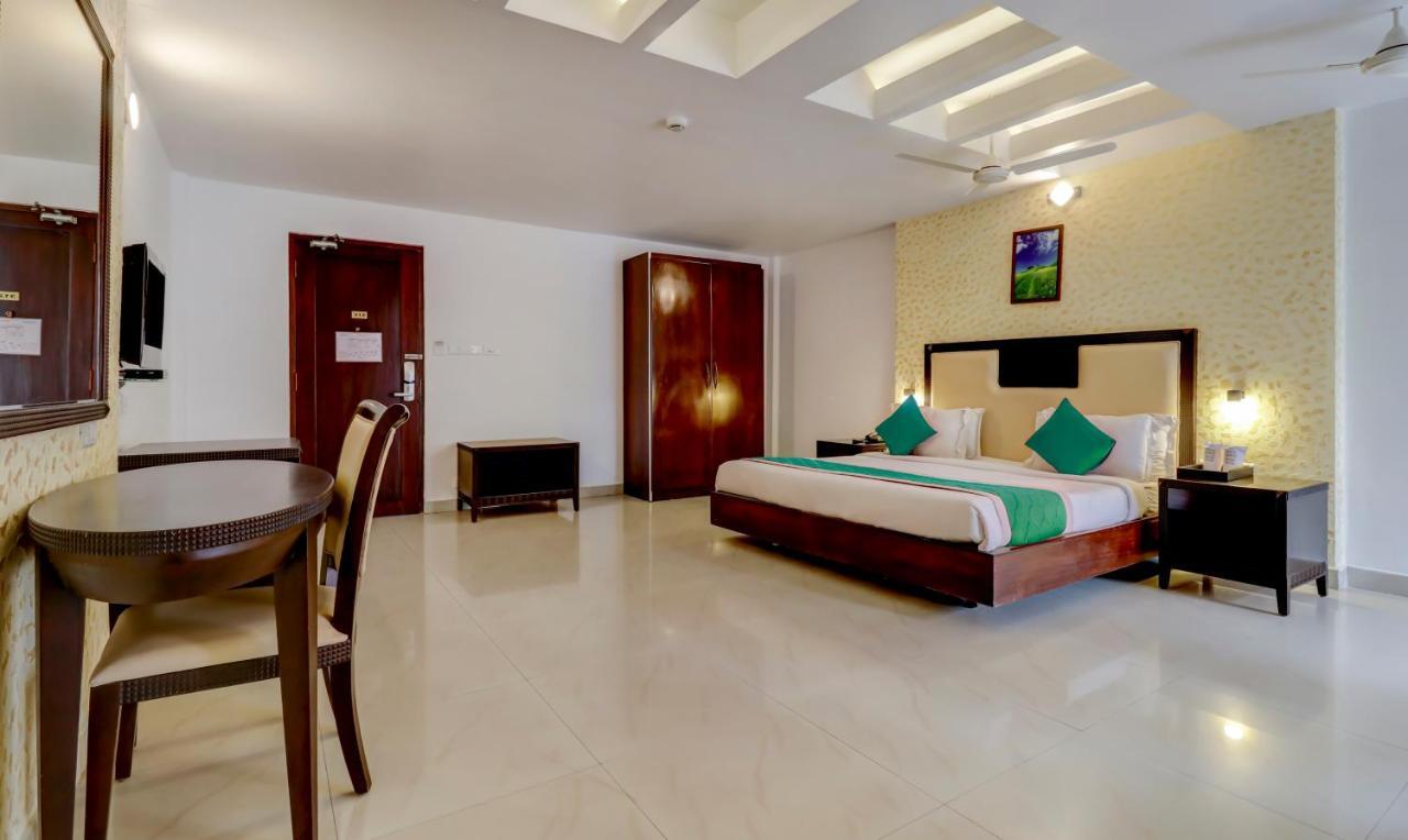 Hotel Luciya Коччи Экстерьер фото