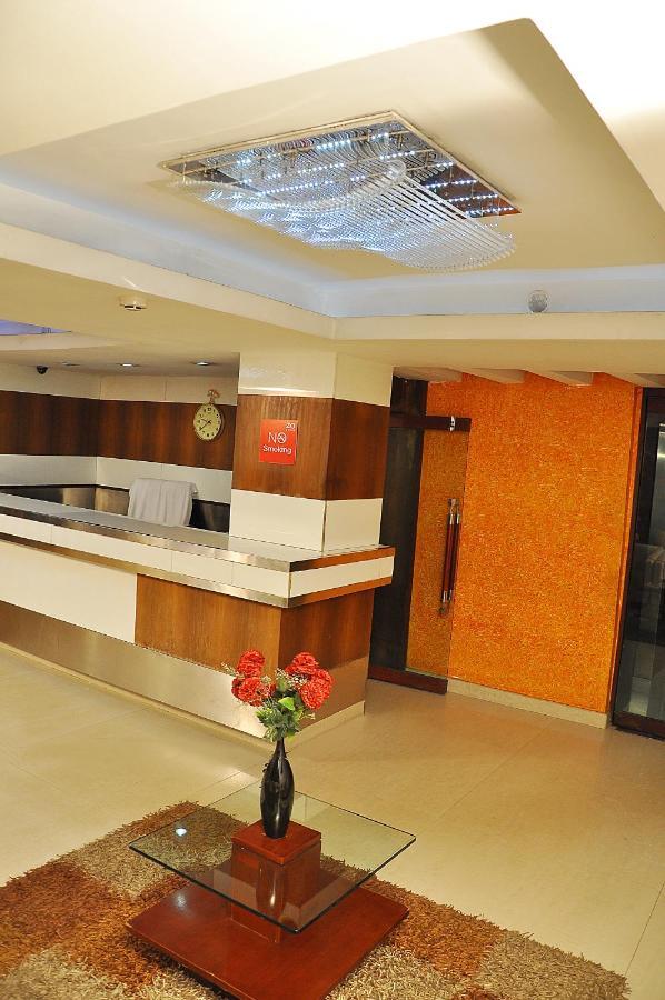 Hotel Luciya Коччи Экстерьер фото