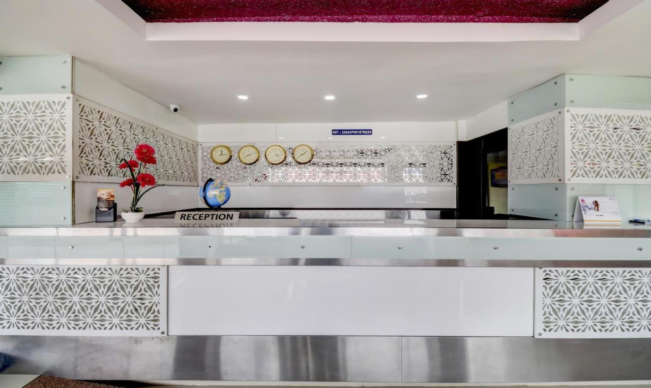 Hotel Luciya Коччи Экстерьер фото