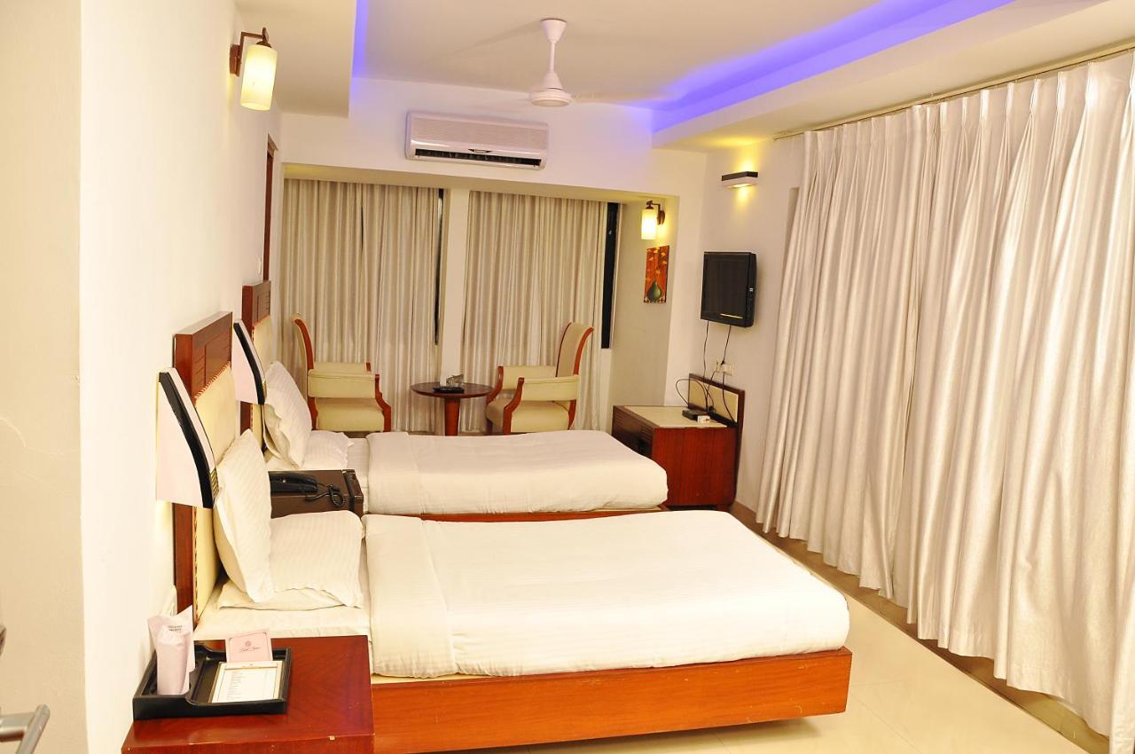 Hotel Luciya Коччи Экстерьер фото